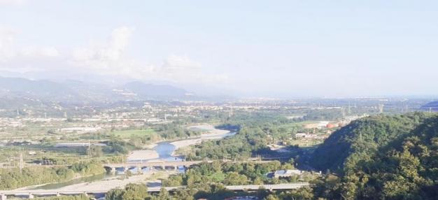 VEZZANO # Casa semindipendente 